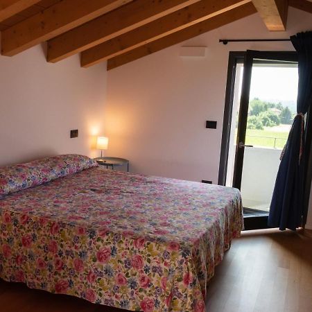 Al Settimo Miglio, Alloggio Agrituristico Villa Treppo Grande Luaran gambar