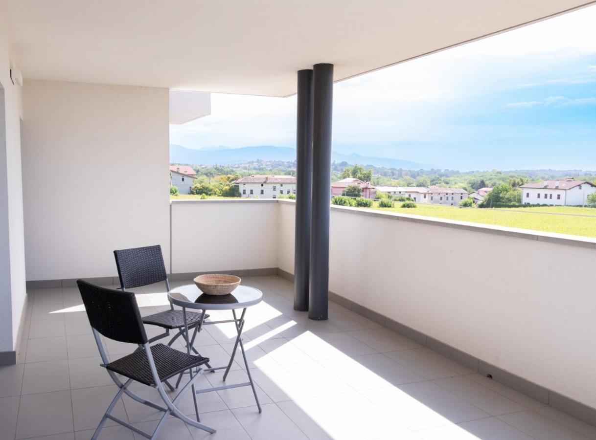Al Settimo Miglio, Alloggio Agrituristico Villa Treppo Grande Luaran gambar