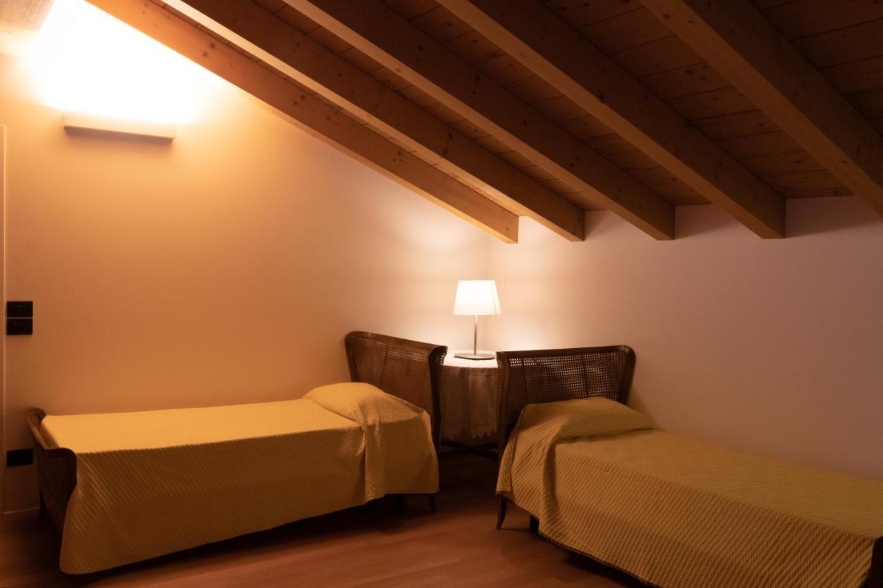 Al Settimo Miglio, Alloggio Agrituristico Villa Treppo Grande Luaran gambar